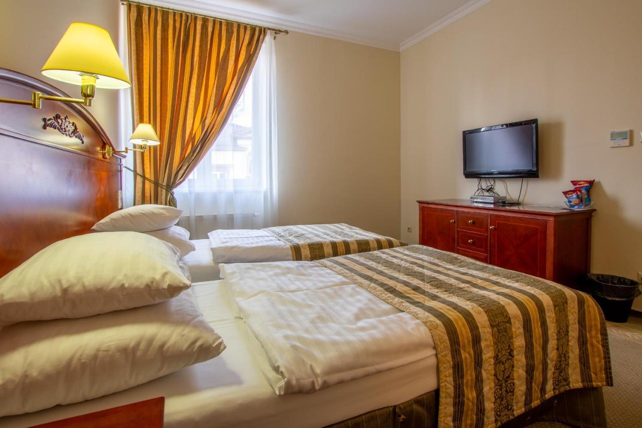 Hotel Giovanni Giacomo Teplice Buitenkant foto