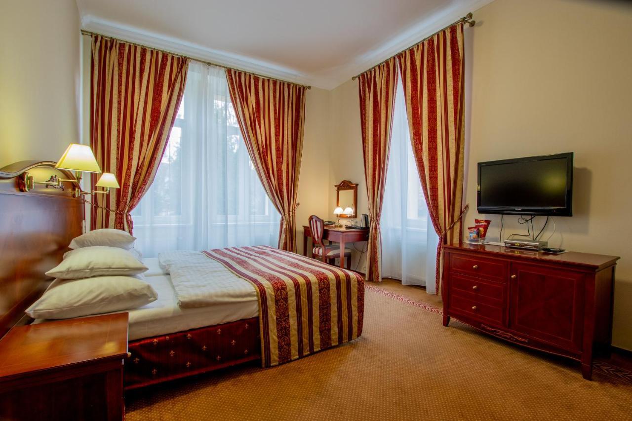 Hotel Giovanni Giacomo Teplice Buitenkant foto