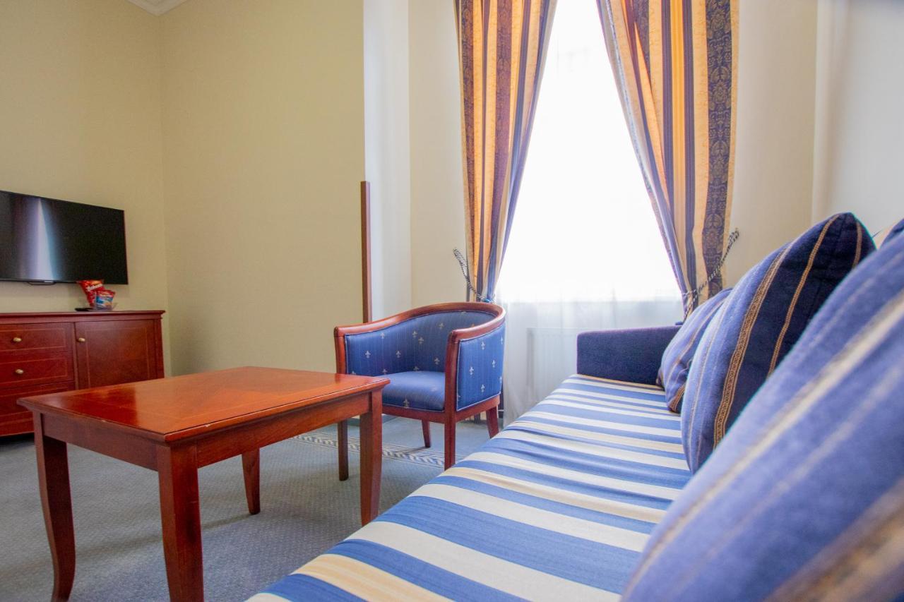 Hotel Giovanni Giacomo Teplice Buitenkant foto